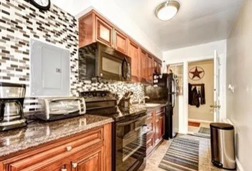 1245 Raum St NE #1 Photo 1