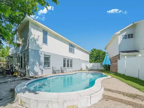 1915 Geary St, Garland, TX 75043