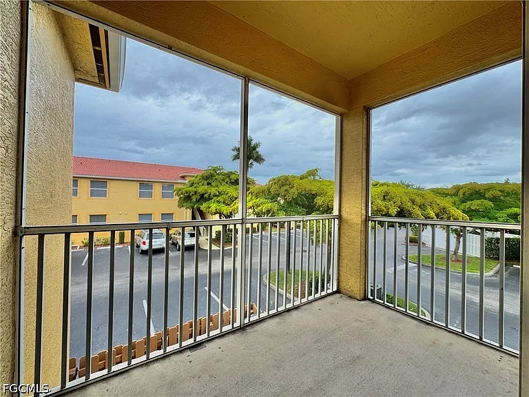 4128 Bellasol Cir #1424 — Photo 36