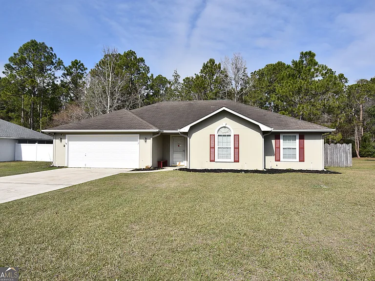 218 S Lake Forest Dr — Photo 2