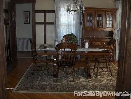 Formal dining room