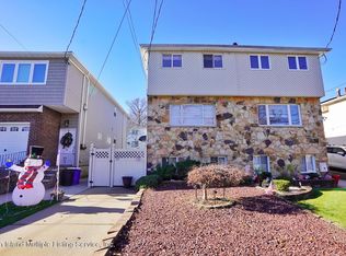 64 Ridgewood Ave, Staten Island, NY 10312
