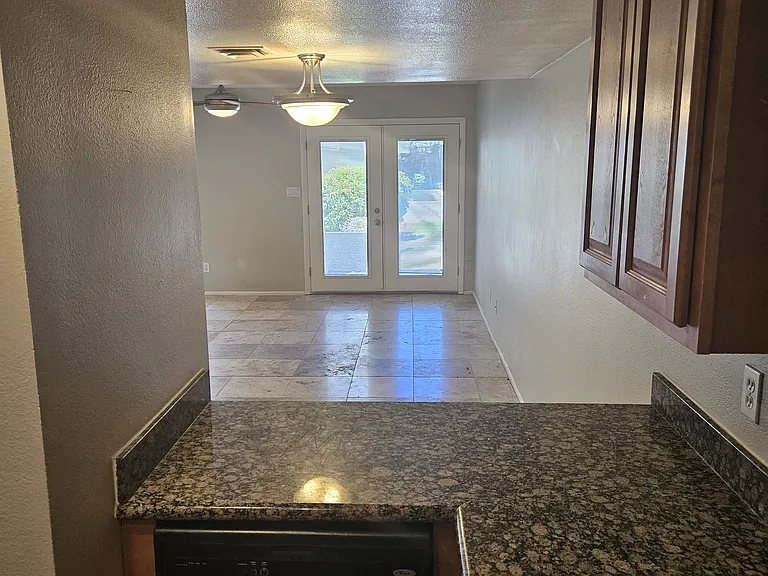 885 N Granite Reef Rd #131 — Photo 4