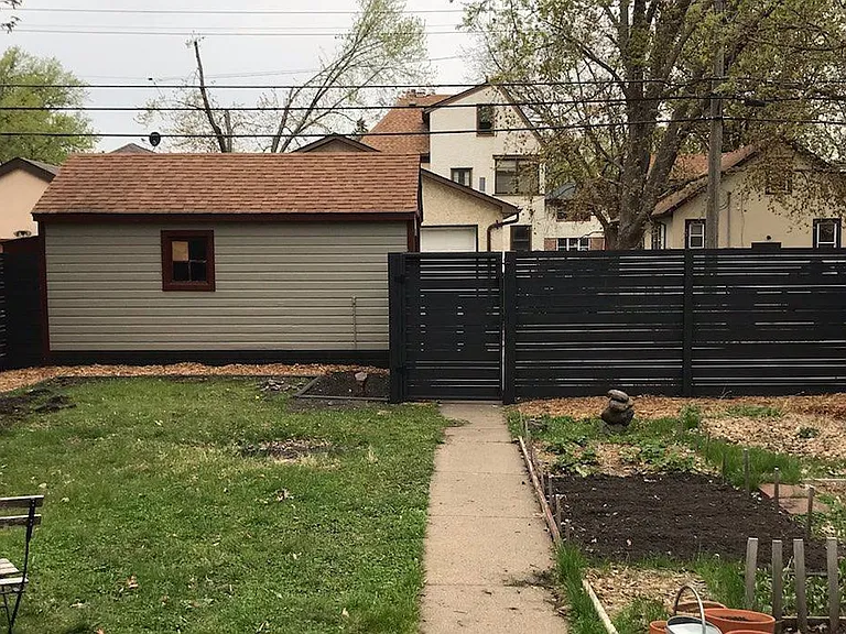 3943 Emerson Ave N — Photo 3