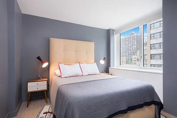 Rented by Douglas Elliman | media 16