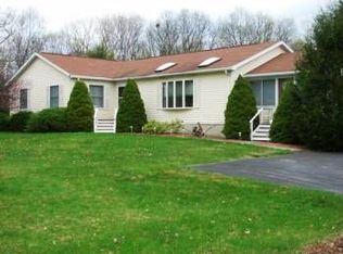 242 Ridgeview Rd, Kerhonkson, NY 12446