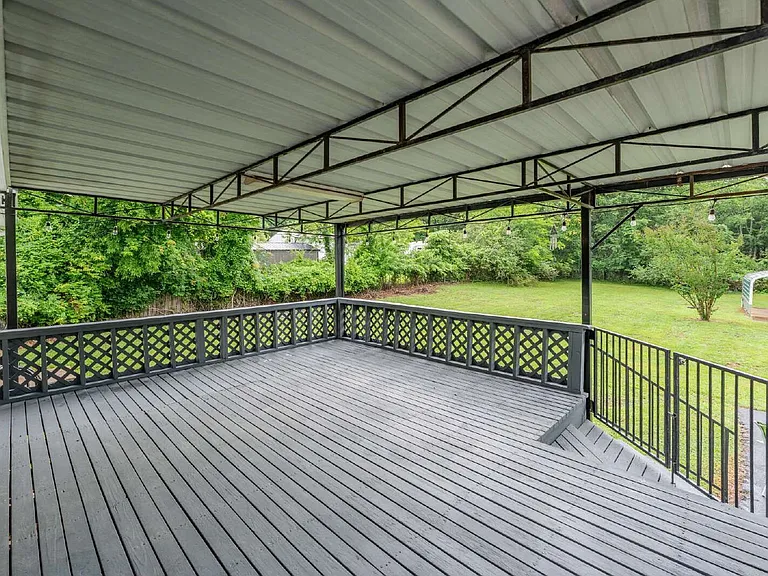 207 Whitnel Dr — Photo 10