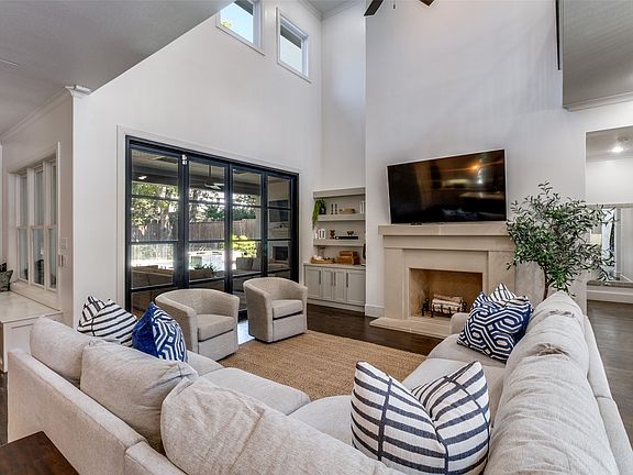 5th image of 6615 Northwood Rd