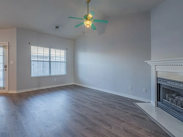 2234 Hickory Manor Way — Photo 9