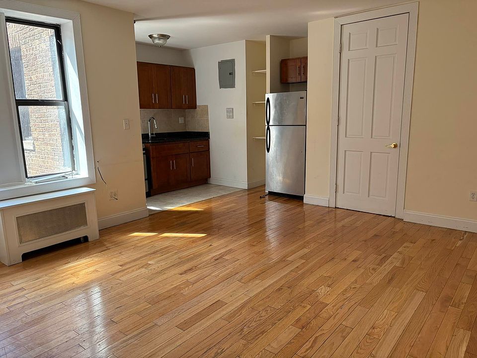 1st image of 623 W 204th St #2G