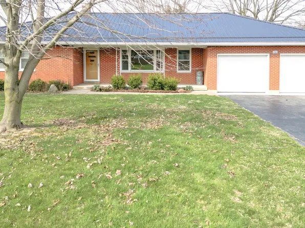 592 West St, New Vienna, OH 45159