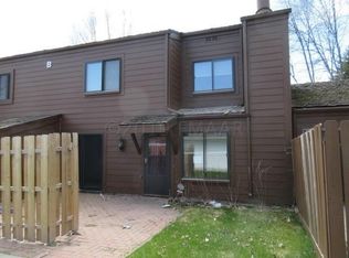 3720 Cherry St, Grand Forks, ND 58201