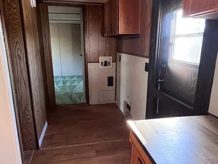 7361 Westview Ct — Photo 13