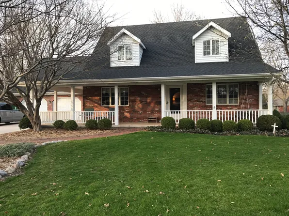 1116 Parkside Ave, Morton, IL 61550