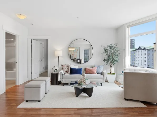 699 John St, Seattle, WA