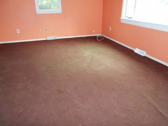 Additional Living Room