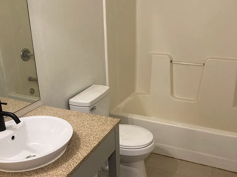 245 E Terrace Ct #245 — Photo 7