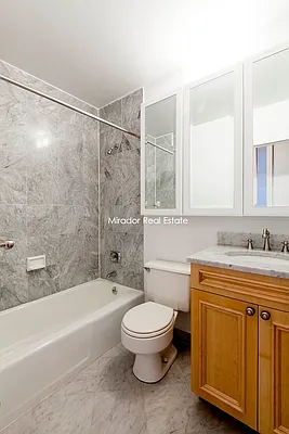 Rented by Mirador Real Estate | media 27