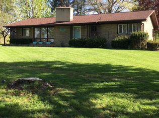 708 Inverness St, Eaton Rapids, MI 48827