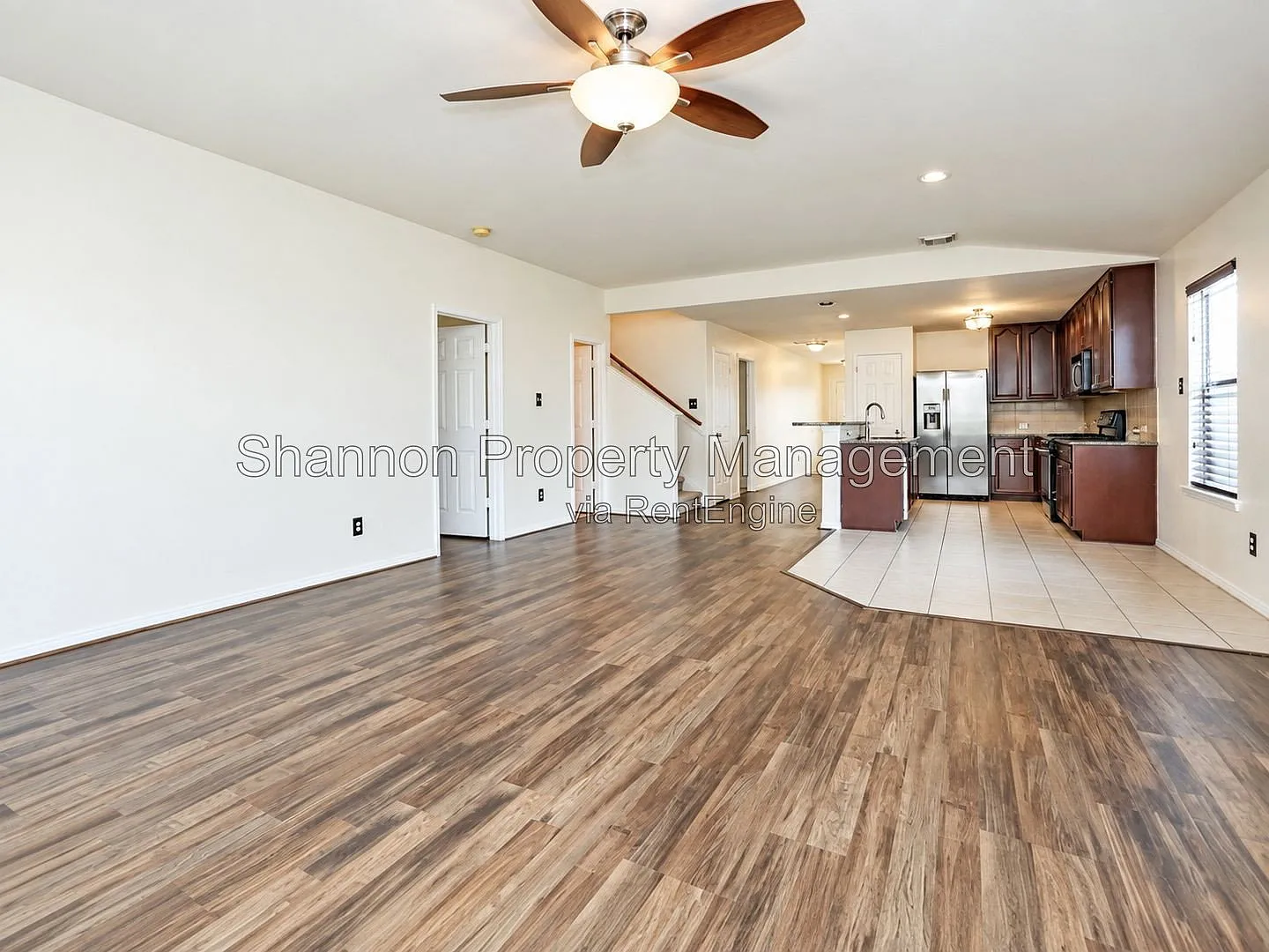 4 bed, 2.5 bath, 2772 sqft, $2,195 — Photo 4