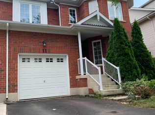 11 Young Cres, Niagara On The Lake, ON L0S1J0