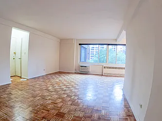 Rented by Urban Real Estate Inc