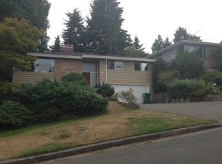 3515 NE 98th St, Seattle, WA 98115