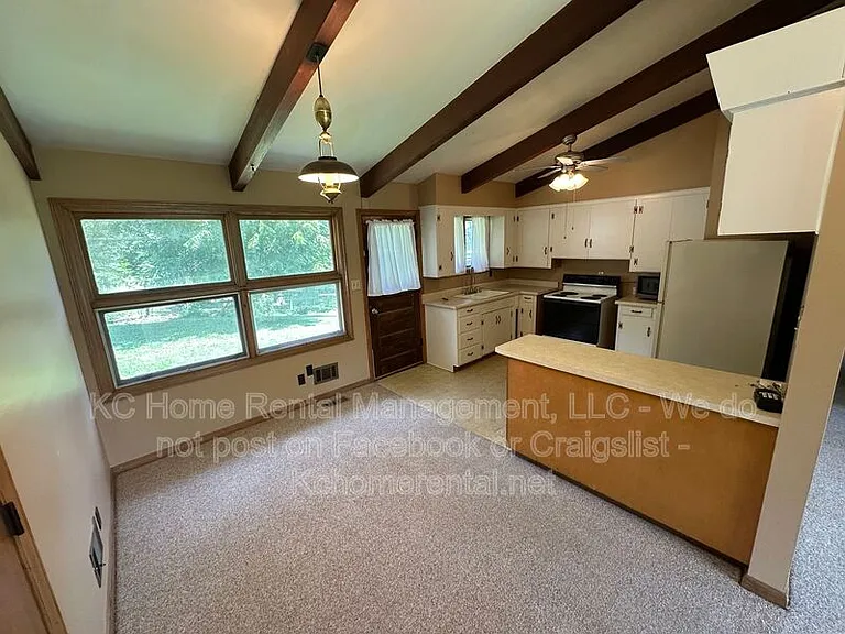 6103 N Garfield Ave — Photo 10