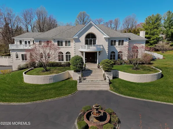 6 Hayes Court, Atlantic Highlands, NJ 07716