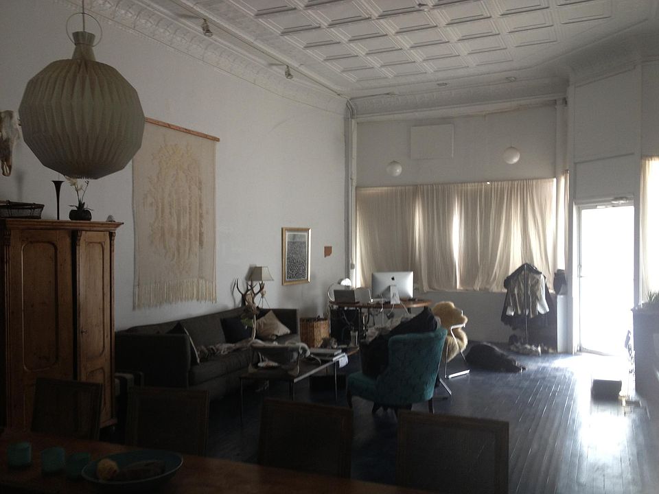 Building Photo 3