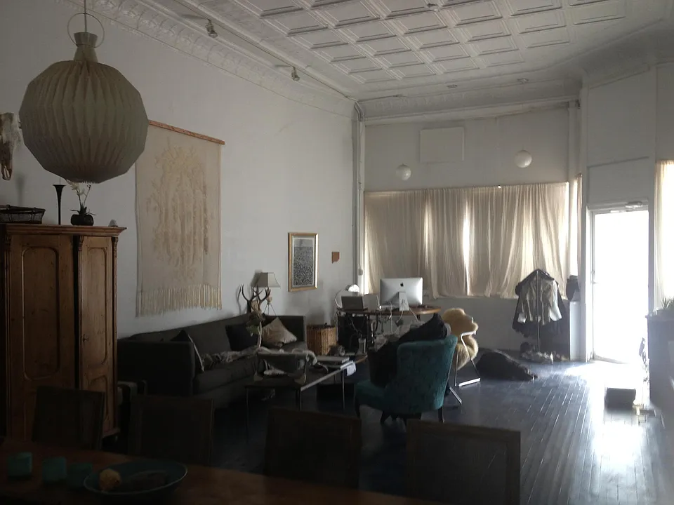 Building Photo 3