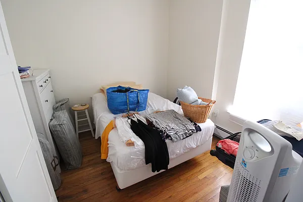 Rented by Luxor Homes & Investment Realty | media 29