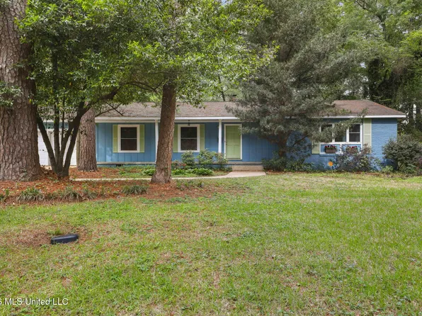 5445 Pine Lane Dr, Jackson, MS 39211