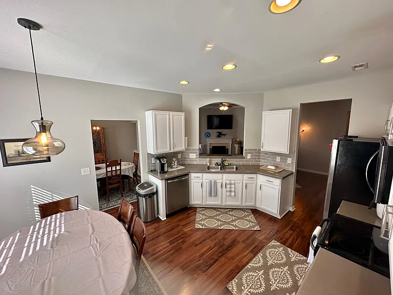 404 Blue Sage Pl — Photo 27