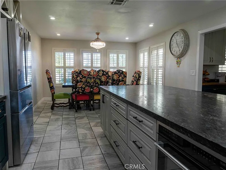 3809 Hanford Ave — Photo 21