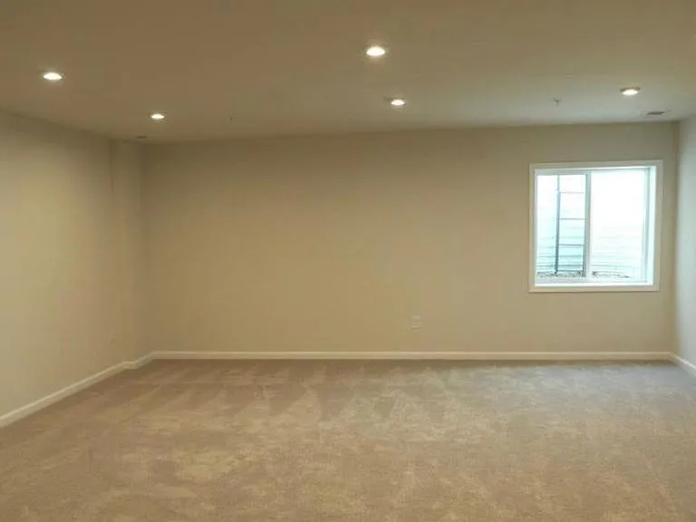 164 Mulberry Dr — Photo 5