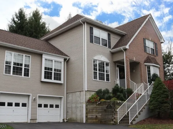 37 Canterbury Way, Wayne Twp., NJ 07470