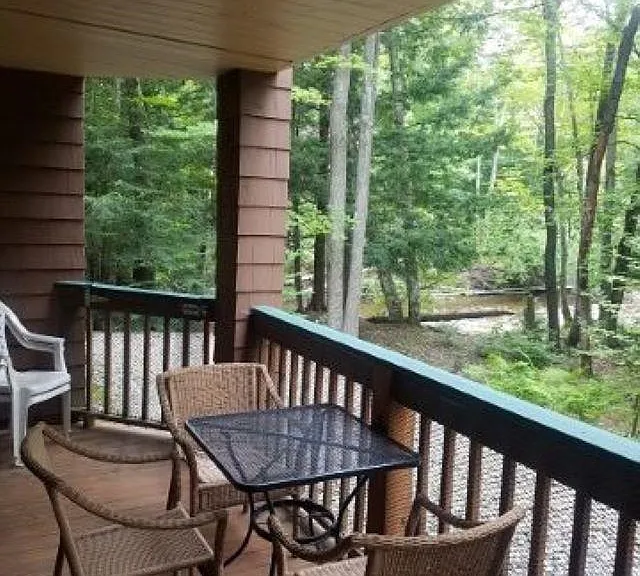 29 Riverfront Dr #255 — Photo 13