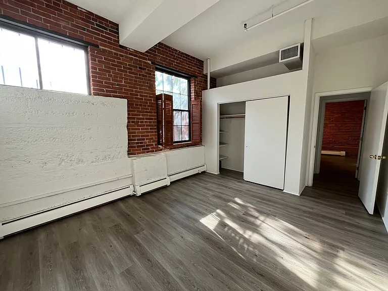 417 Church St #303 — Photo 5