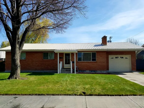 1579 Ray St, Idaho Falls, ID 83402