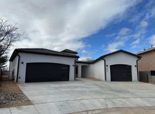 1504 Buck Ct NW, Albuquerque, NM 87105