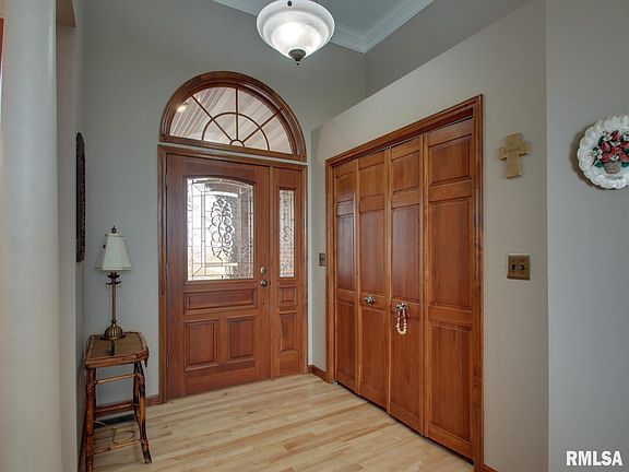 2nd image of 4729 Covington Ln