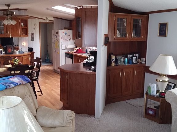 3rd image of 443 S 6th Ave Trlr 116