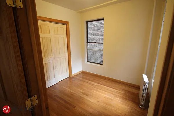 Rented by Wave Real Estate Group | media 1