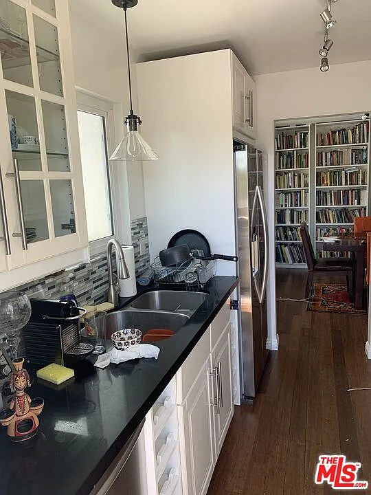 2 bed, 2.0 bath, 1037 sqft, $2,900 — Photo 4