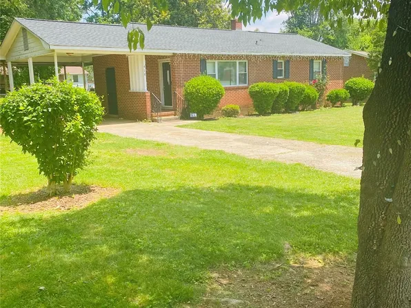 419 Briarwood Dr, Charlotte, NC 28215