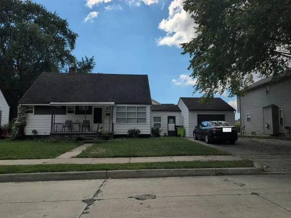 18164 Glendale St, Roseville, MI 48066