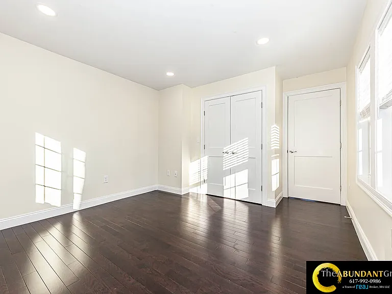 48 Caldwell Rd #1 — Photo 8