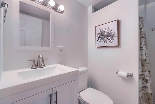 Downstairs Bathroom