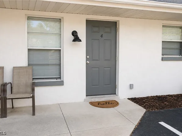1904 Santa Barbara Blvd APT 4, Cape Coral, FL 33991